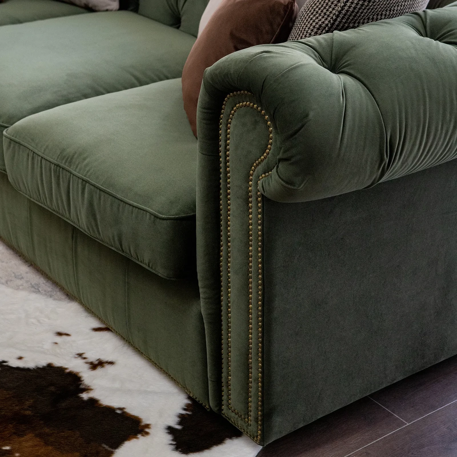 Диван CHESTER SOFA